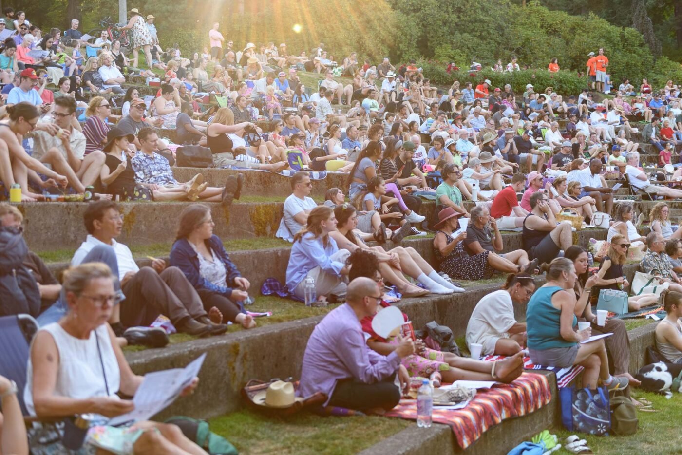 opera-park-audience-sunset