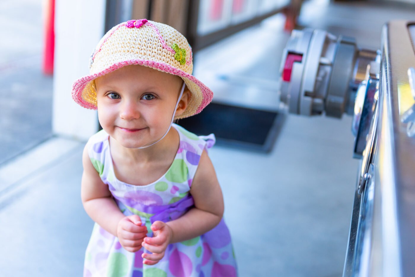 girl-summer-hat-and-dress girl-summer-hat-and-dress